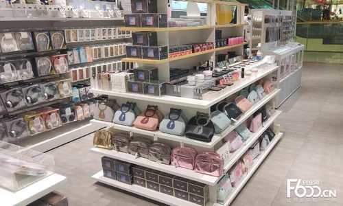 潮趣集結，名堂小鎮潮品店加盟廣告設計方案
